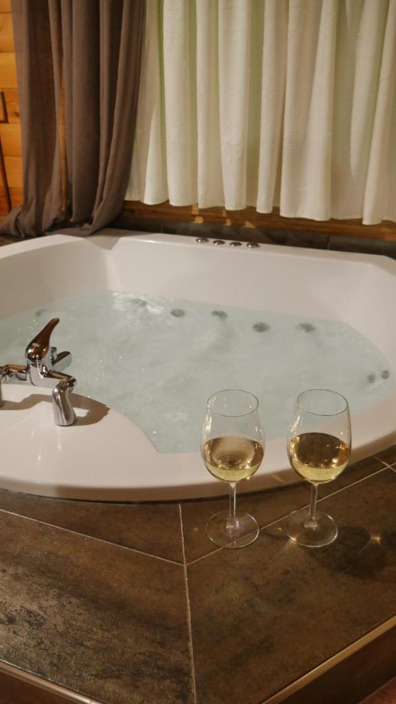 Dryades Suites photo 2