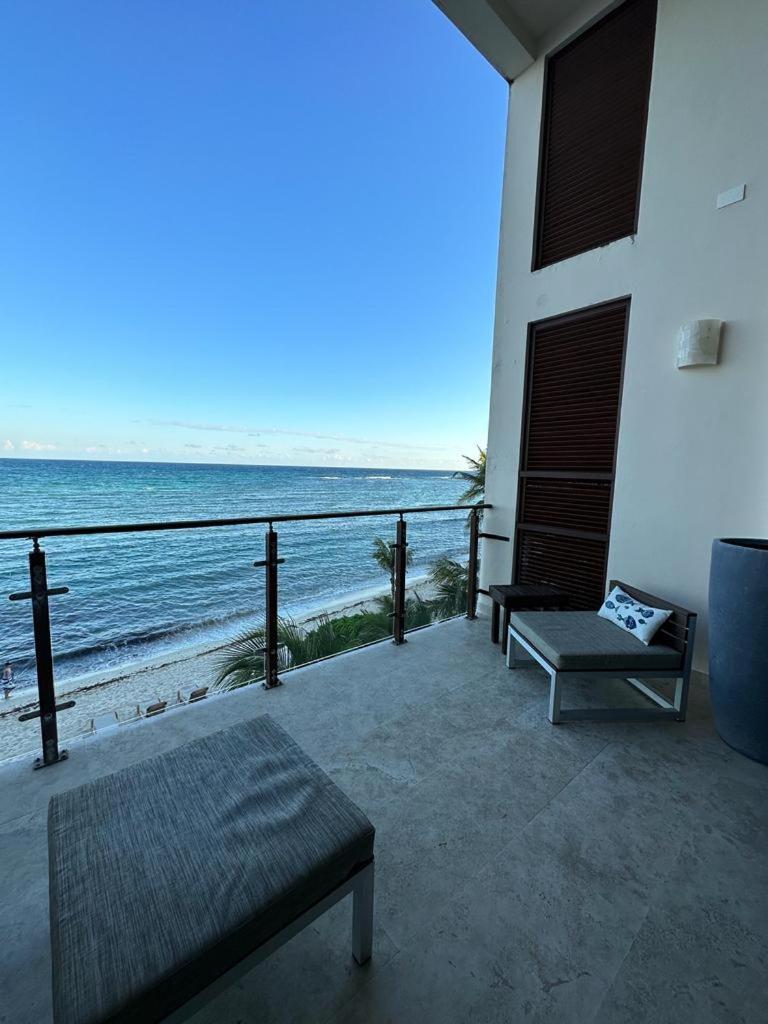 Beach Front Penthouse photo 3