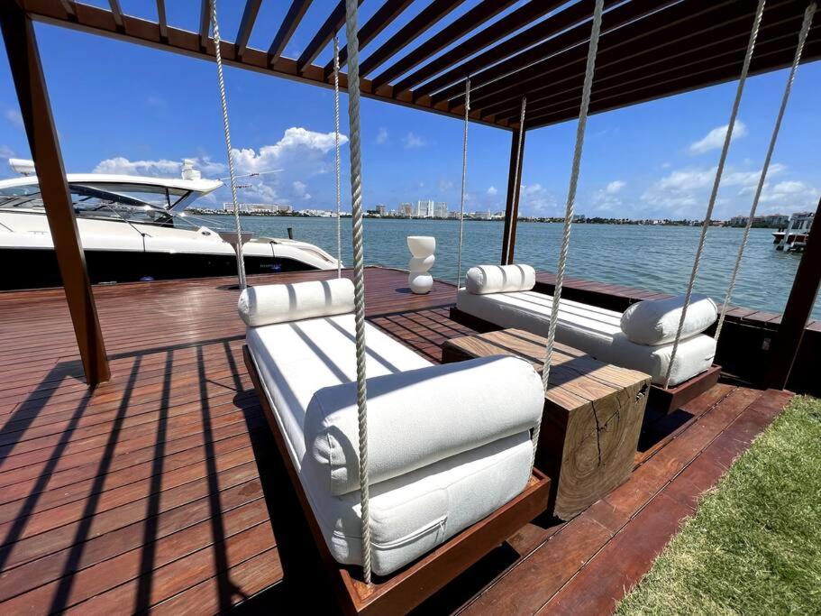Lagoon Modern & Luxury Villa photo 2