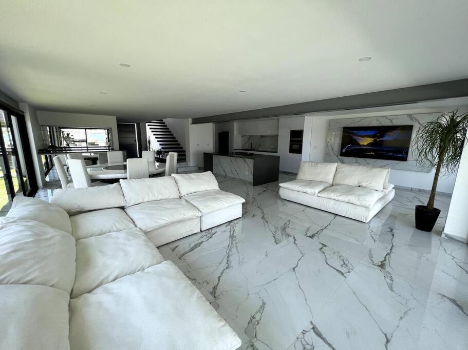 Lagoon Modern & Luxury Villa photo 4