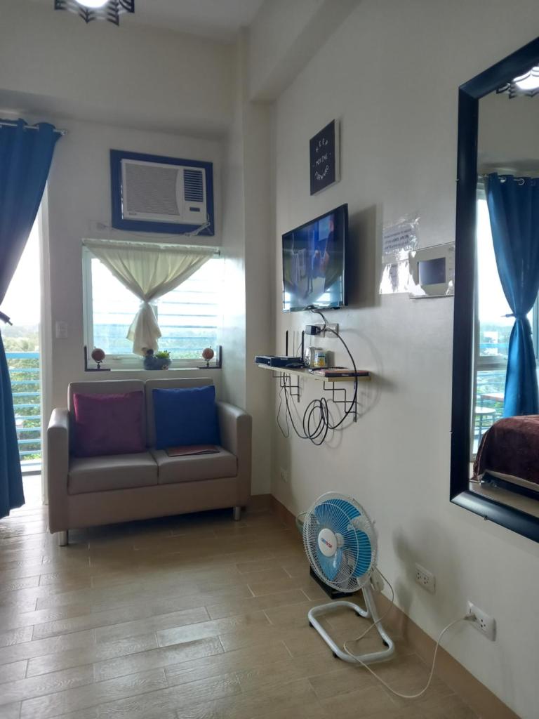 Studio Unit, Homely Condo at One Madison Place near Iloilo Business Park PH. photo 4