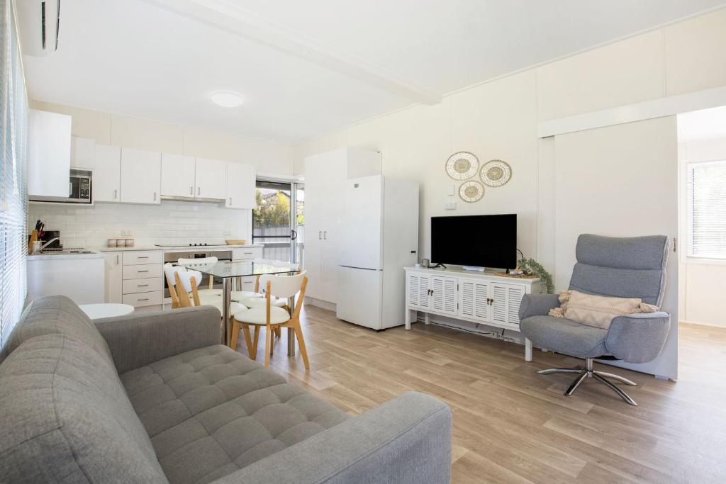 Idle Hours Pet Friendly 5 Mins Walk to Beach photo 1