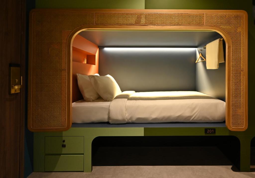 Dream Chaser Boutique Capsule Hotel photo 3