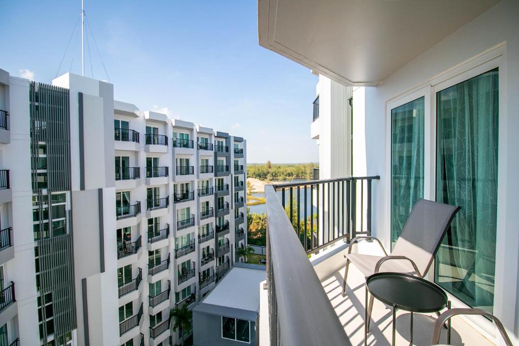Mantra Beach Condominium Suite 2 - Mae Phim Room Type - Suite with Terrace