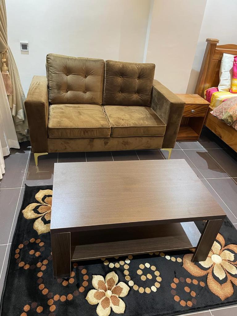 Park D-plus Apartments Cantonments photo 2