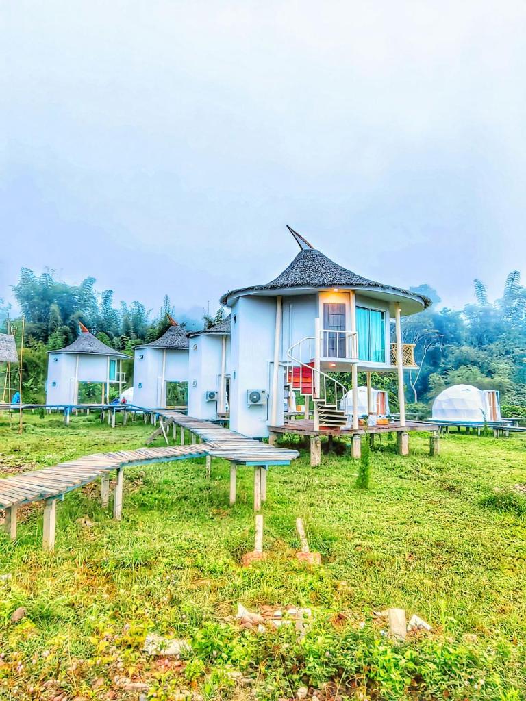 Vieng Sava photo 1