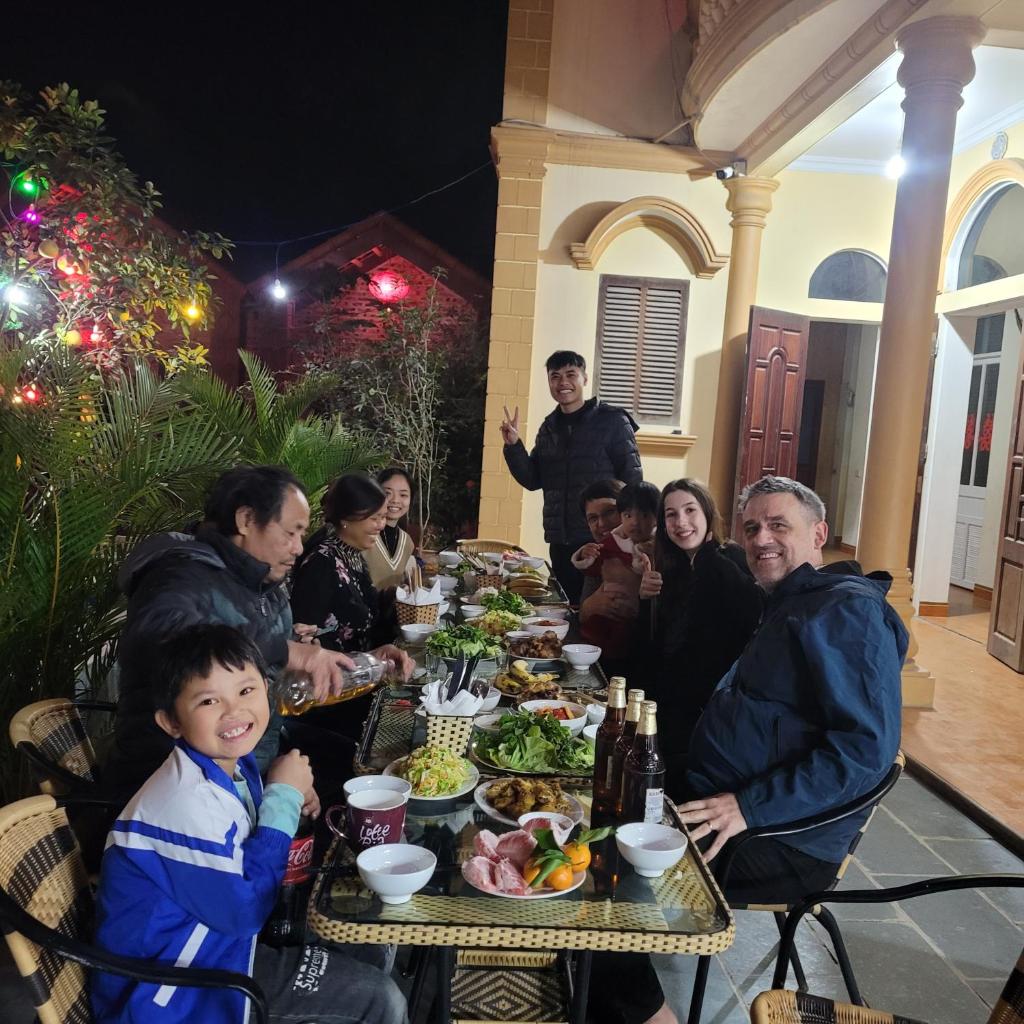 Tam Coc Mountain Lake Homestay