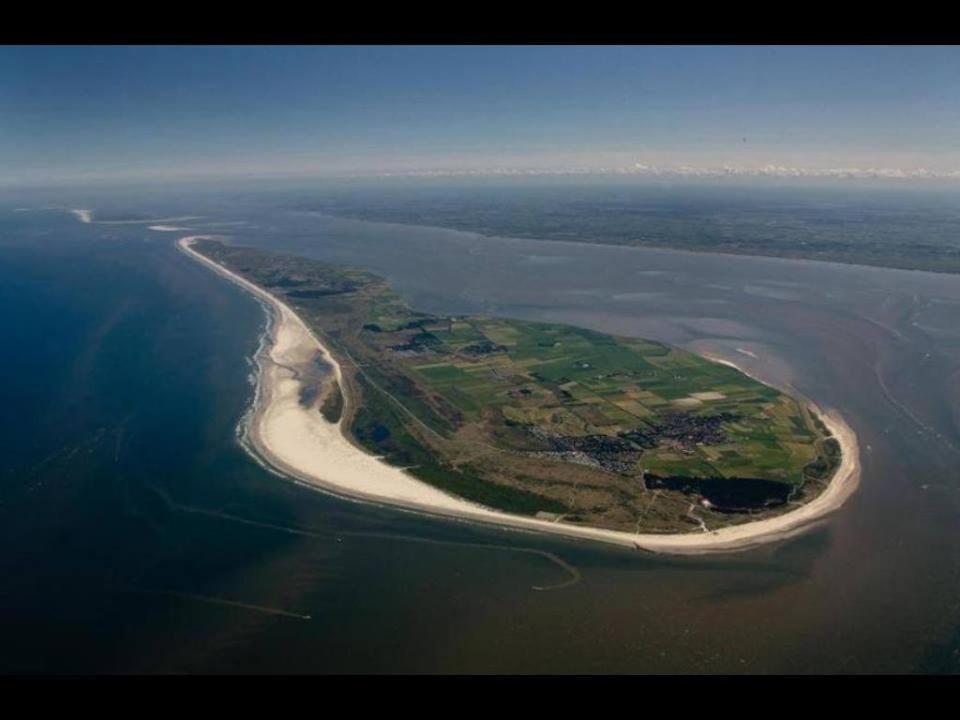 Heerlijk App APHRODITE - beg grond met TERRAS, eigen KEUKEN, Incl Verwarmd Hotel-ZWEMBAD, nabij Strand en Vuurtoren photo 1