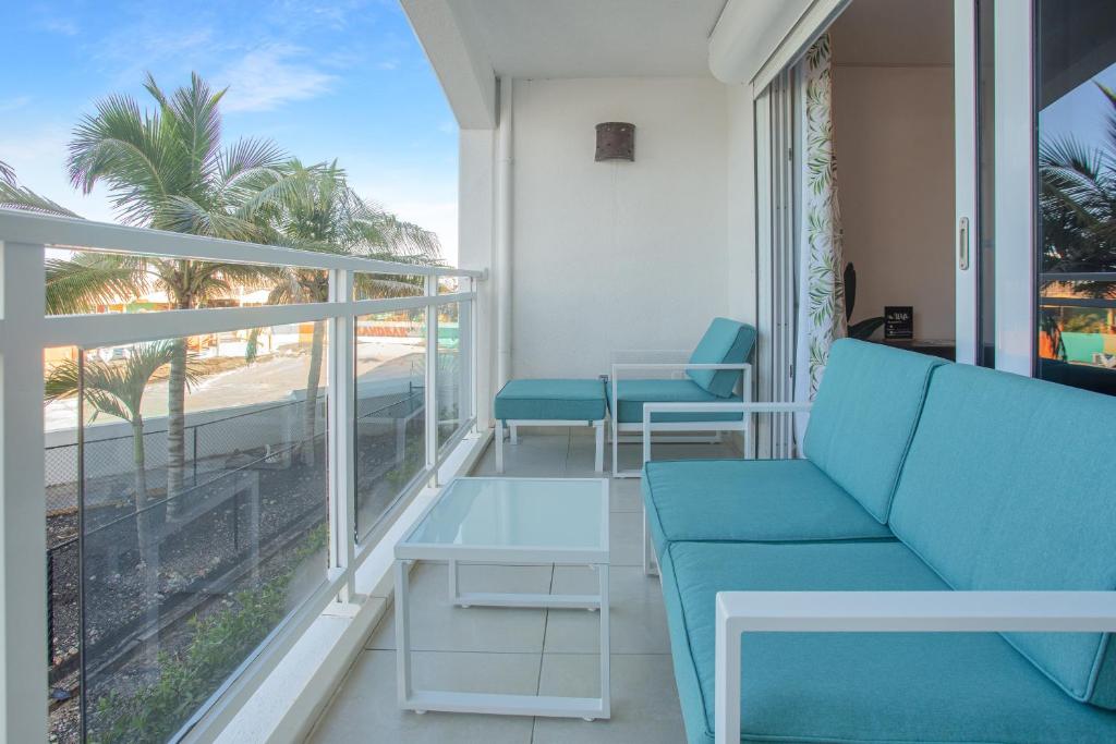 Beautiful Maho Condo Steps from the Beach photo 3