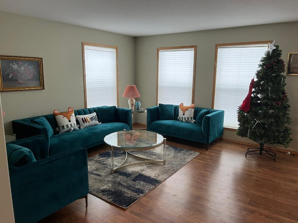 Lakeshore Guest House - sleeps 18 photo 1
