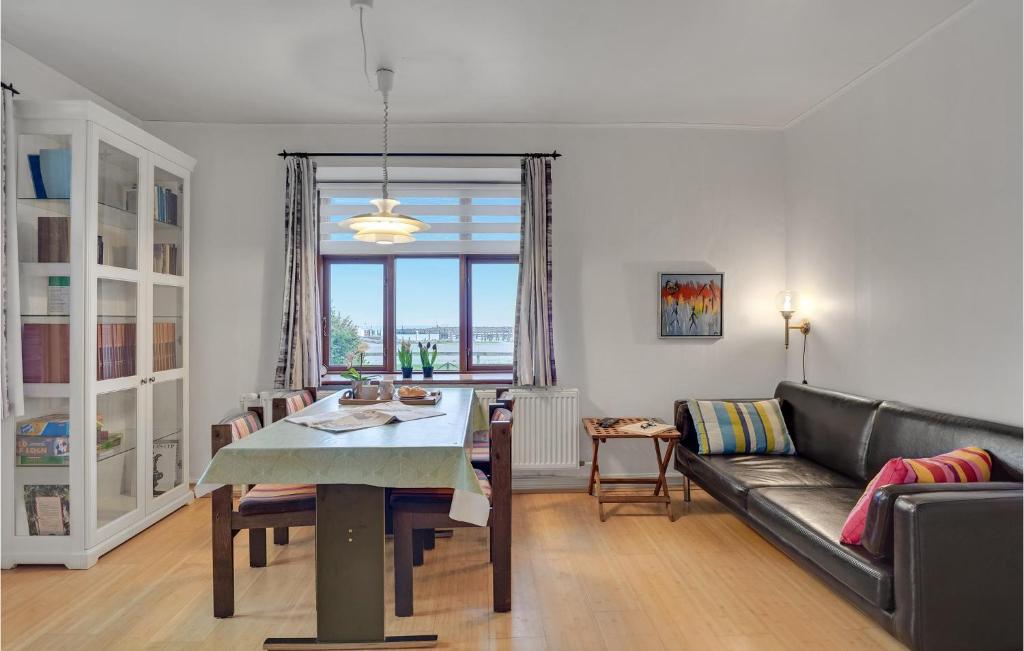 Stunning Apartment In Rudkbing With 2 Bedrooms And Wifi photo 2