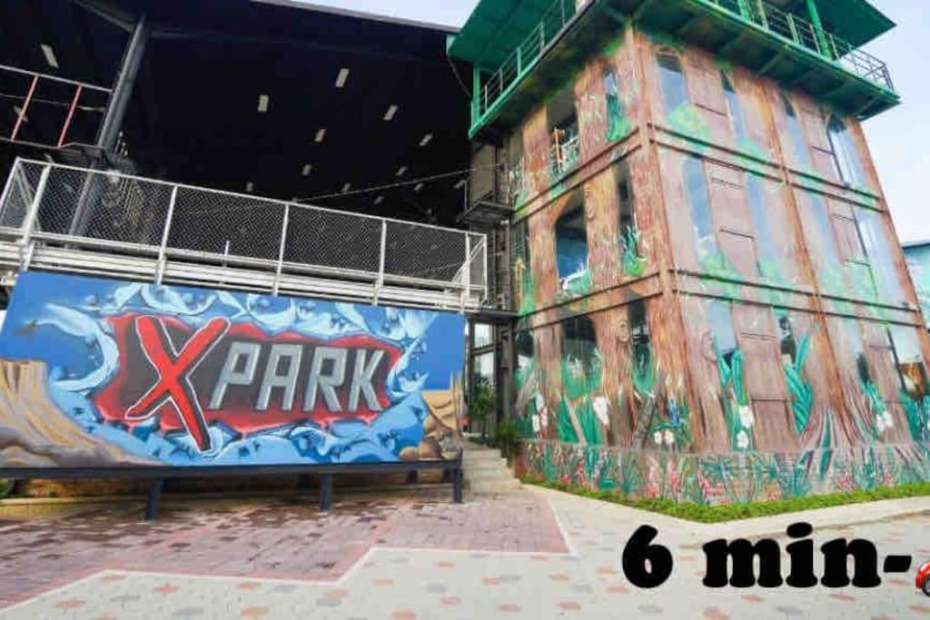 Ktv！Pool！3 Bedroom 3.5 Bathroom 25pax 2600sf photo 4