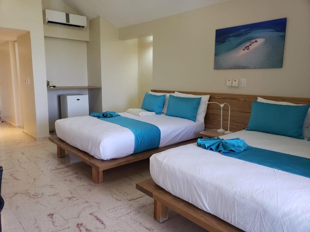 Paradise Island Beach Resort photo 1