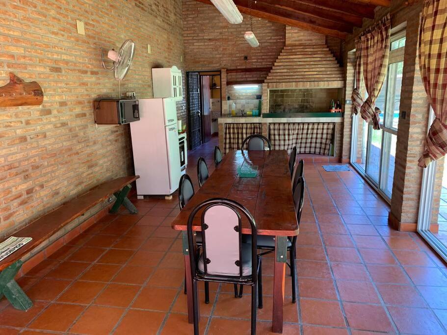 Casa Departamento Funes Bella Vista Wifi Cochera Pileta photo 2