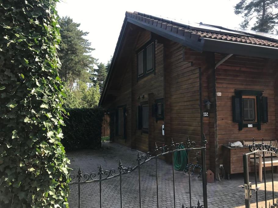 Houten chalet/bungalow in het bos, sauna, jacuzzi photo 2