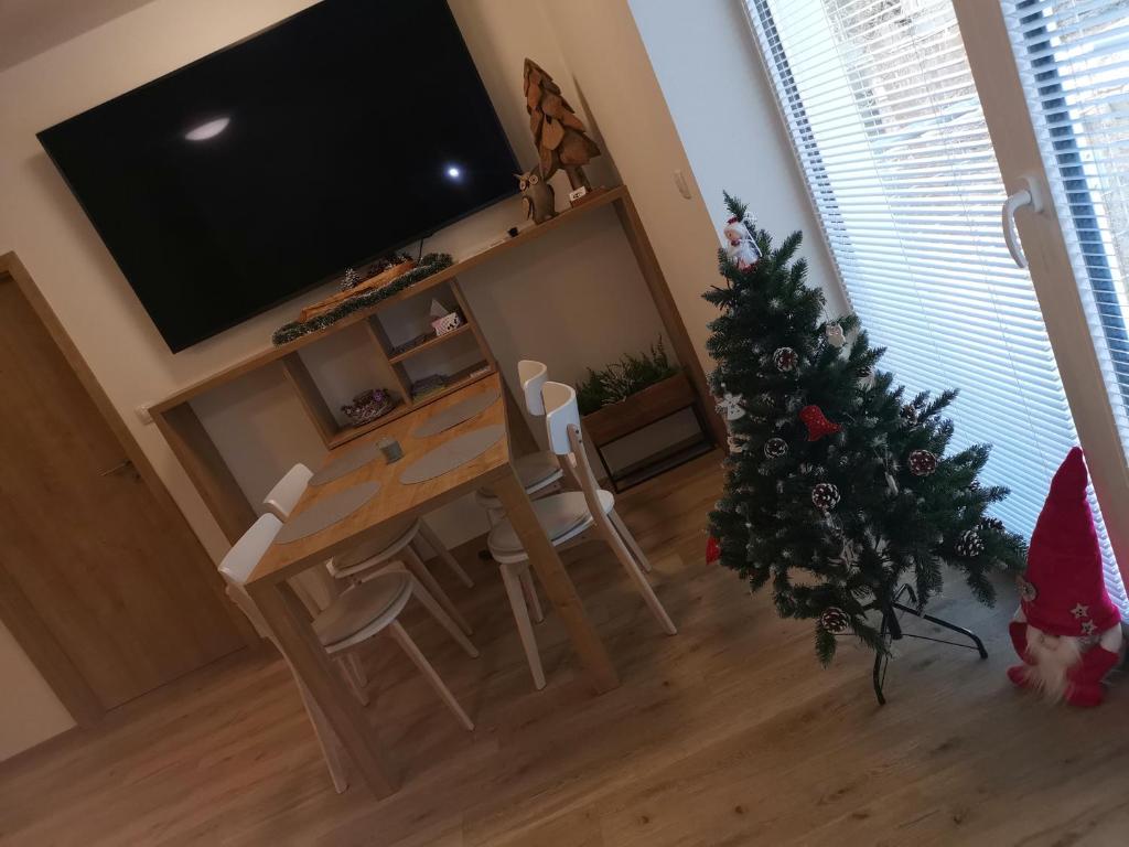 Vlčí nora photo 2