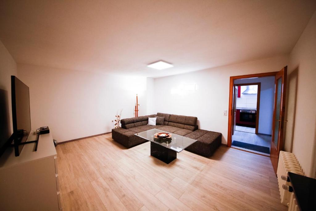 Wohnung mit Netflix, Prime, WiFi, Balkon & Garten in der Natur & unweit vom "Thüringer Meer" photo 3