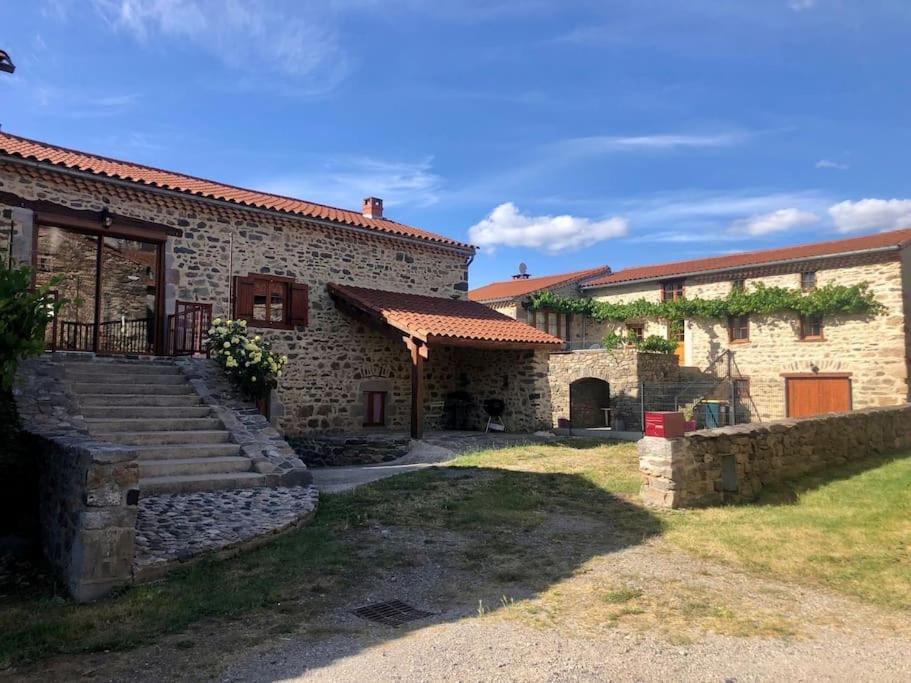 Gîte Les Voûtes du Chambon photo 1