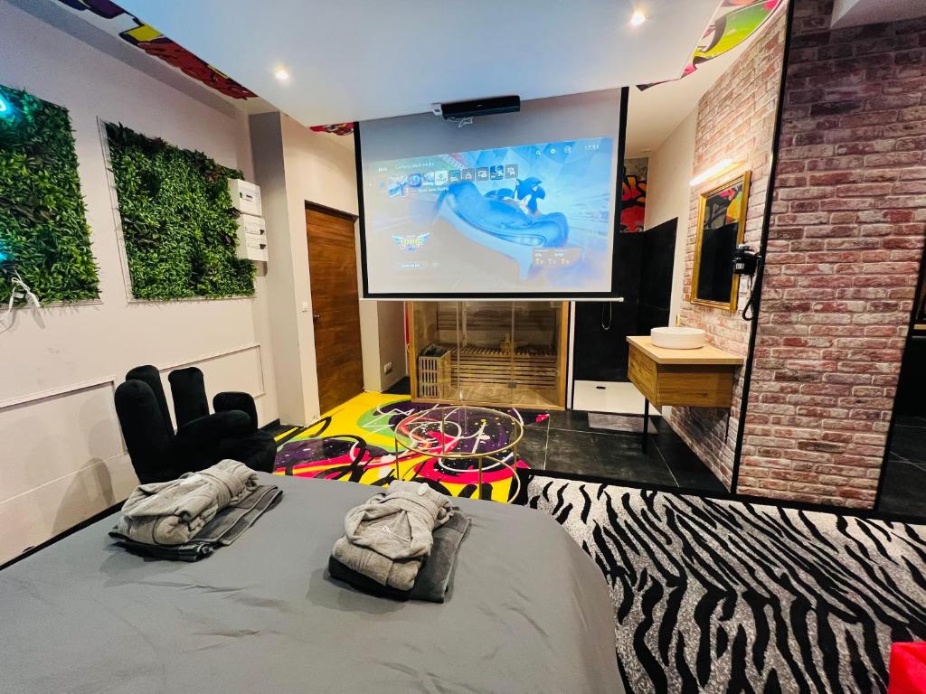 Capsule Street Art - Sauna- Jacuzzi - Playstation 5 - Billard - Netflix - Home cinéma - Terrasse photo 1