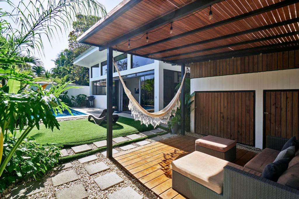 Villa Koi ~ Brand NEW Villa ~ 2 Bedrooms with Pool photo 4