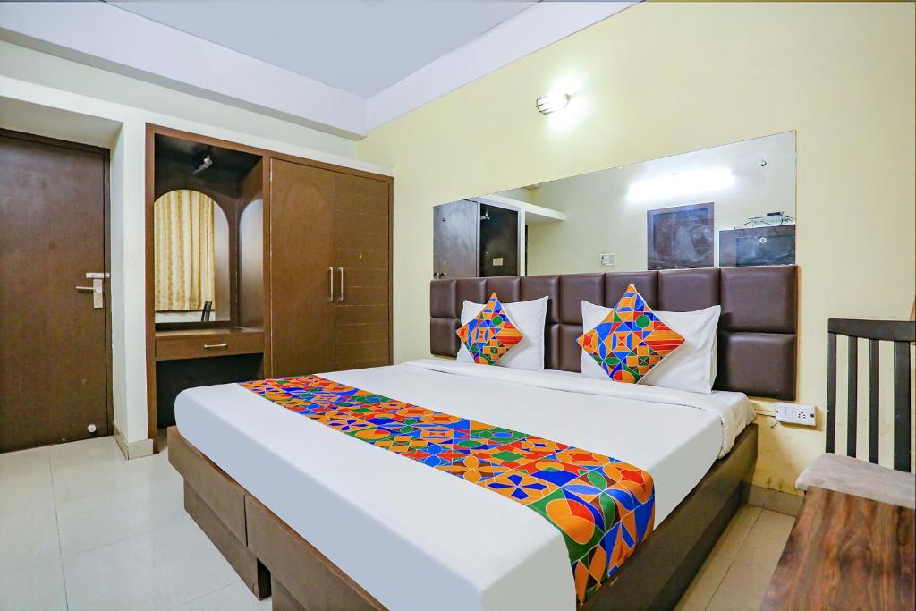 FabExpress Kanha Classic photo 3