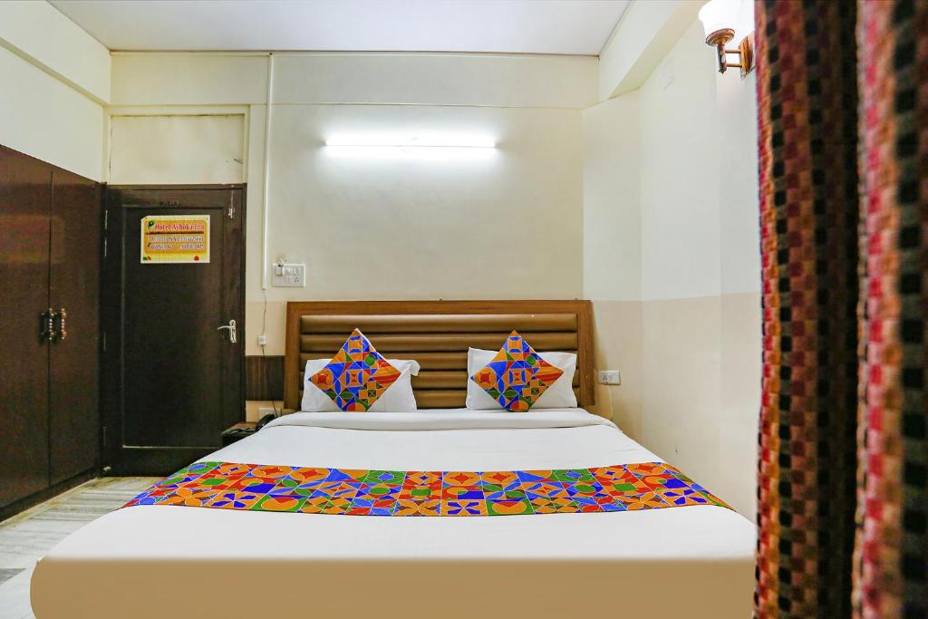 FabHotel Ashoka Inn photo 4