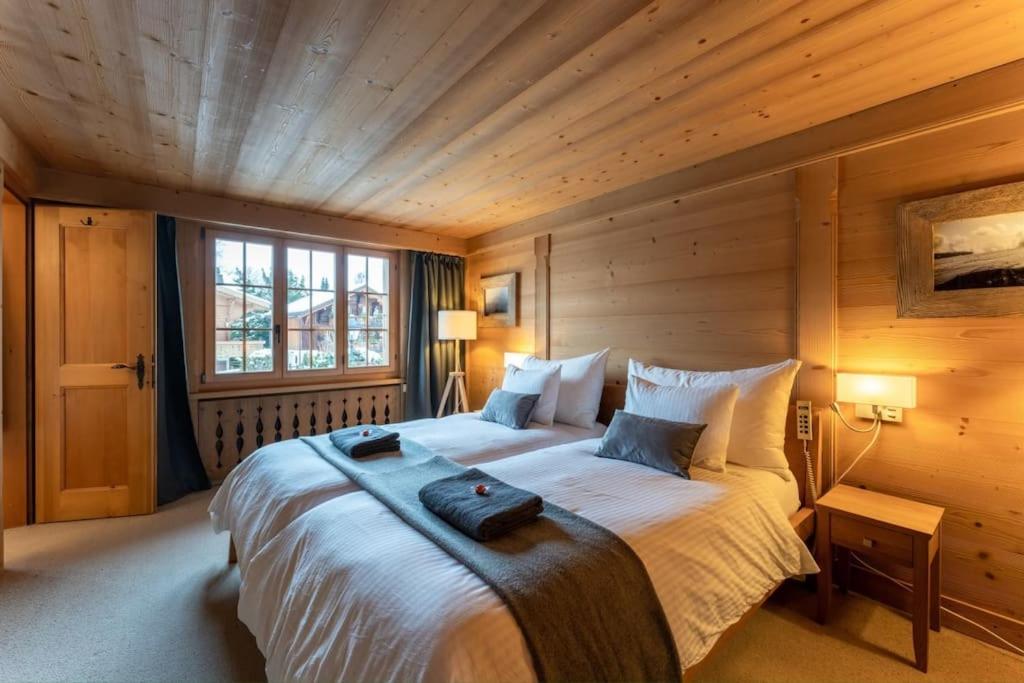 Charming Alpine Apartment Gstaad photo 2