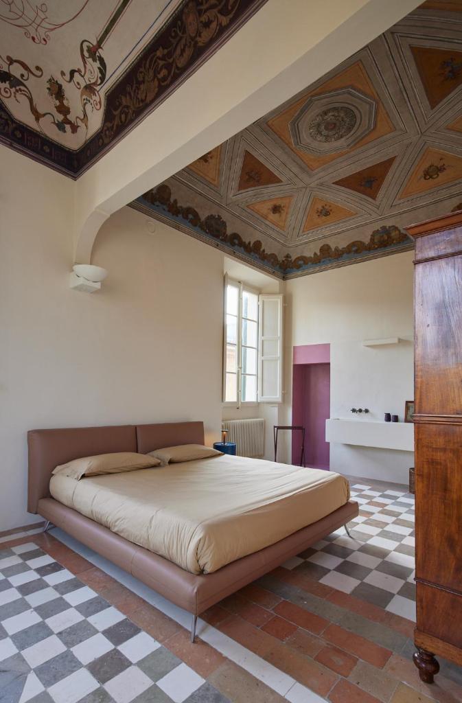 Rebel house - suite photo 3