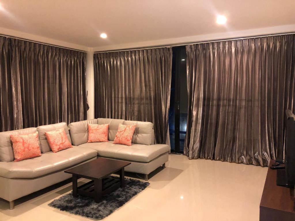 Blue house beach apartment photo 2