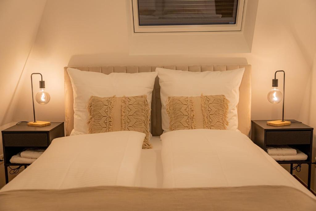 BONNYSTAY - Downtown - Zentral - 5 Personen - Modern - Luxus - Design photo 2