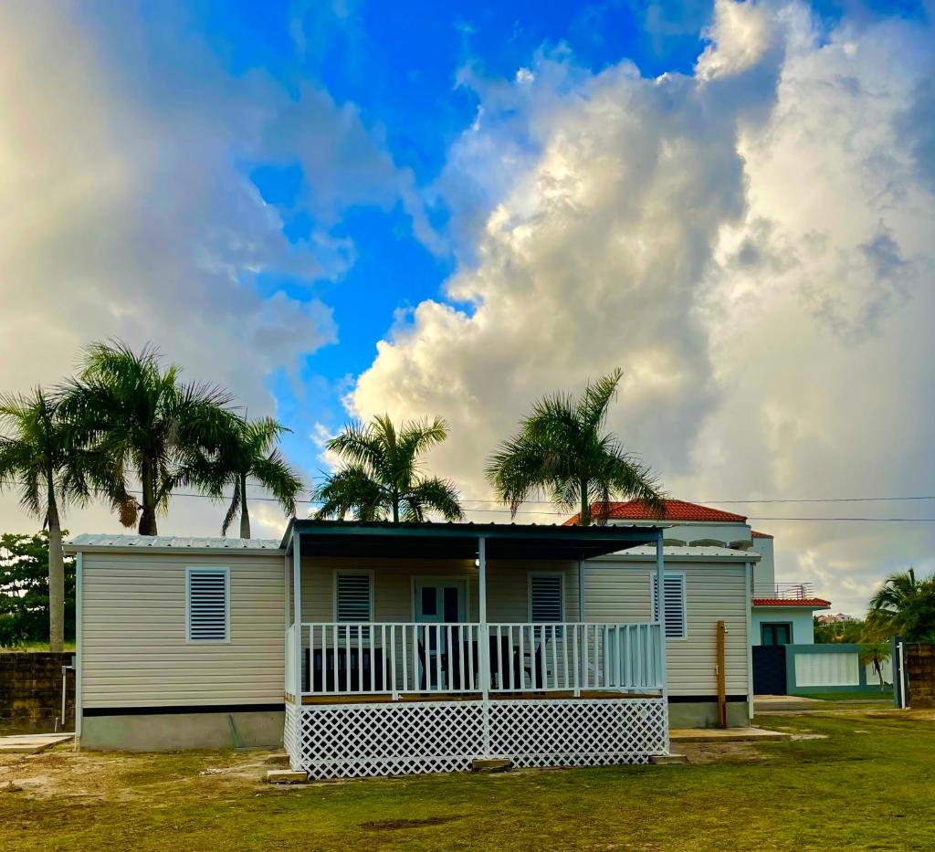 Casitas at Flambohio Beach Camp photo 4