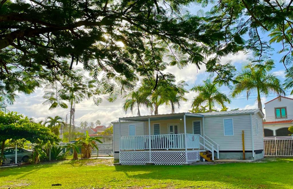 Casitas at Flambohio Beach Camp photo 2