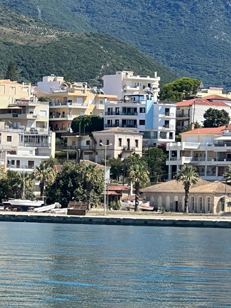 Magical Seaside Town Boutique Apts 1 photo 1
