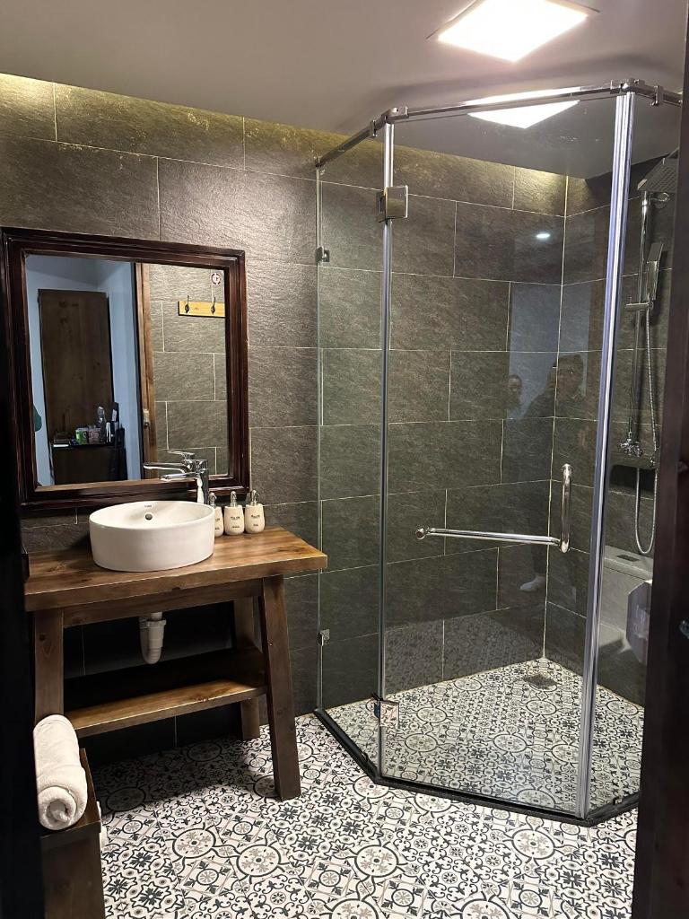 Sapa Pine Hill Eco Lodge