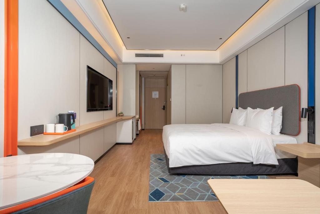 Holiday Inn Express Qingdao Northern West Coast, an IHG Hotel photo 4