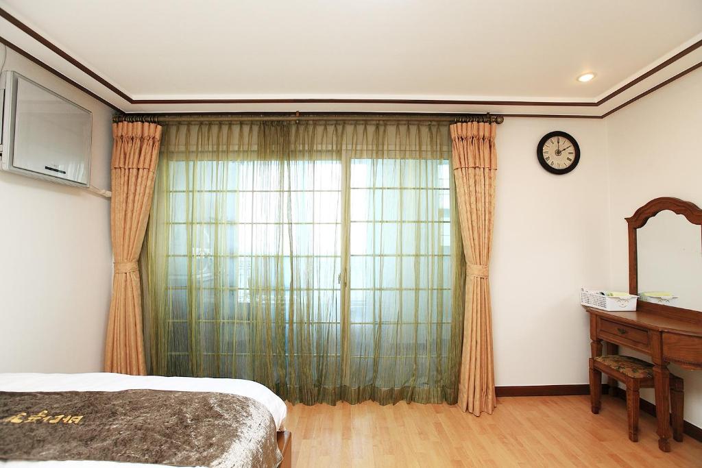 Sea View photo 3