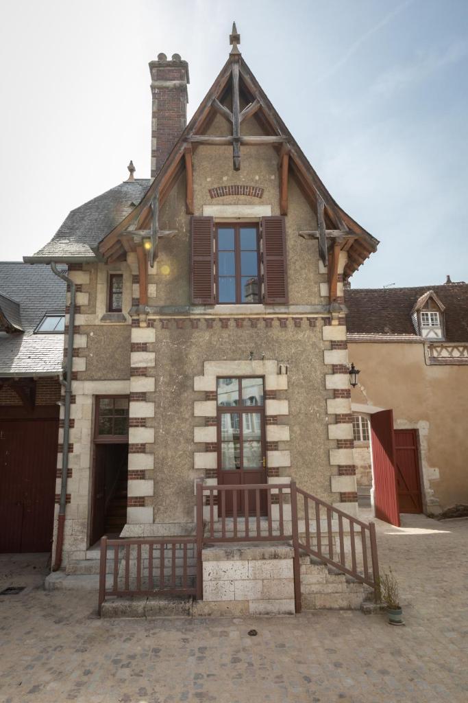 L'Hotel de Panette, Chambres et Appartements indépendants avec parking, entre le palais Jacques Cœur et Cathédrale photo 1
