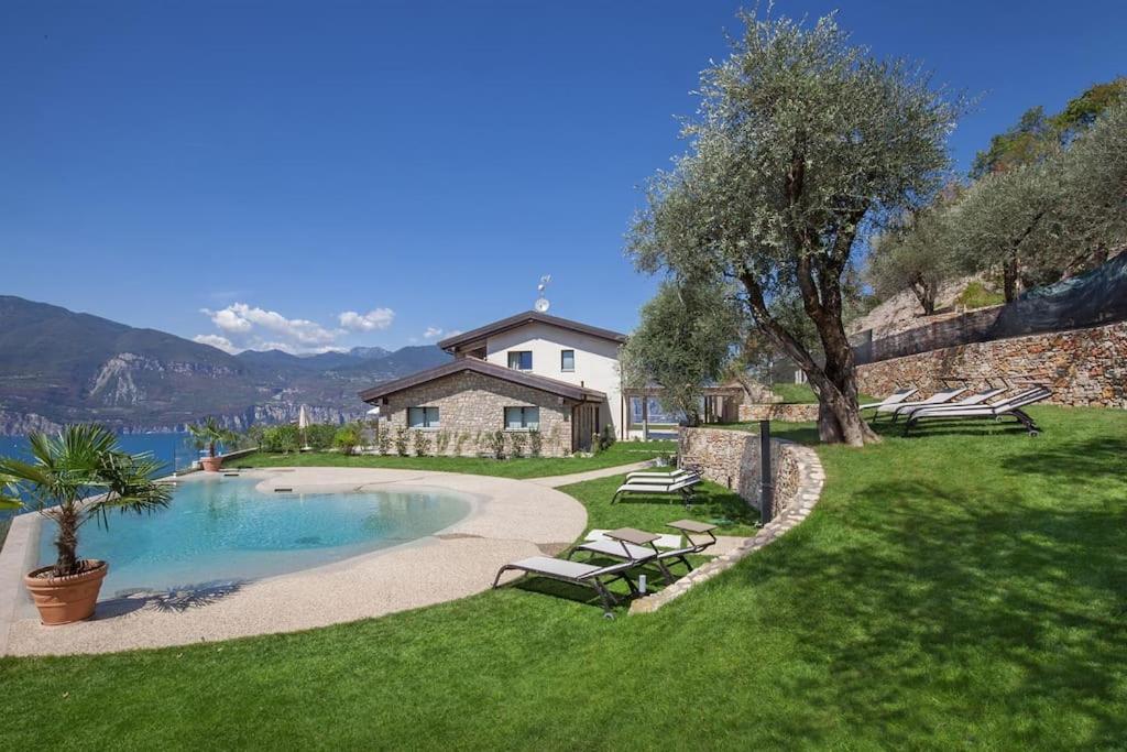 Villa Divina - APT Divina con piscina e vista lago photo 3
