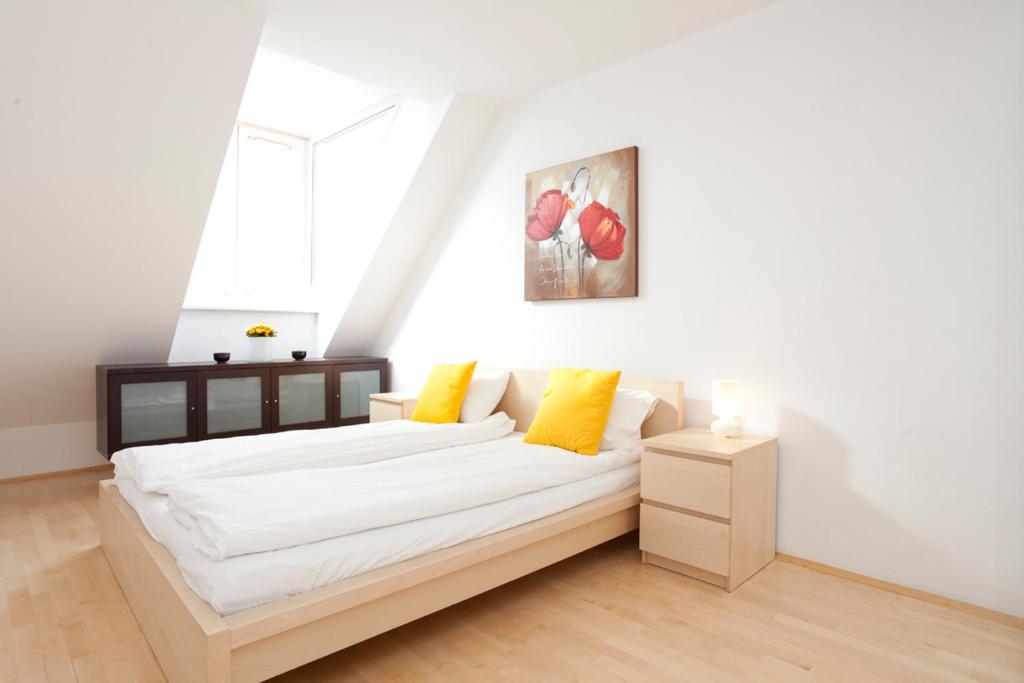 Апартаменты (Апартаменты с 2 спальнями - Пентхаус Mariannengasse 30a), Vienna-apartment-one Mariannengasse