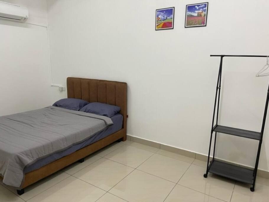 KY Happiness Homestay Tanjong Karang 快乐民宿 photo 4