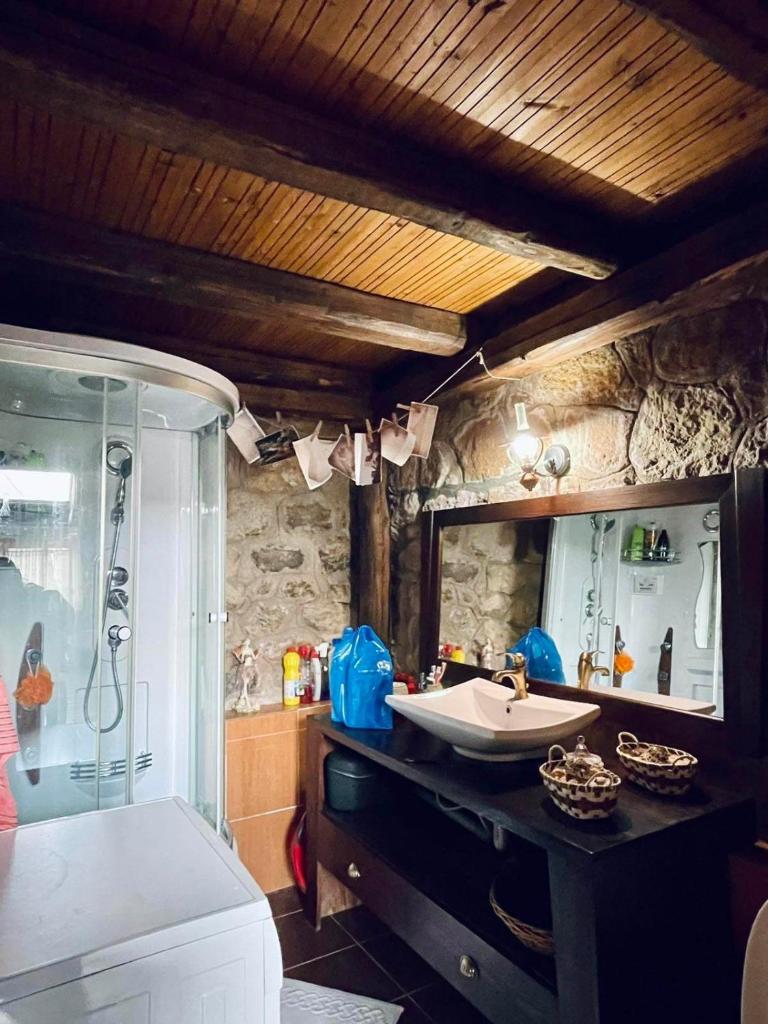 Little Stone Villa photo 3