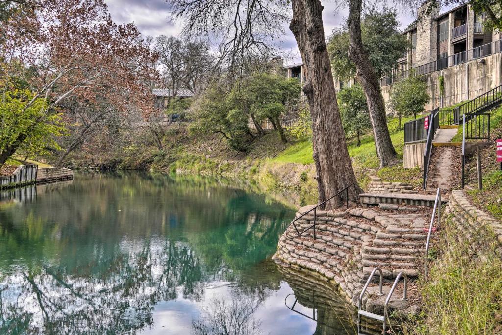 Graham Haus on River, Walk to Schlitterbahn! photo 2