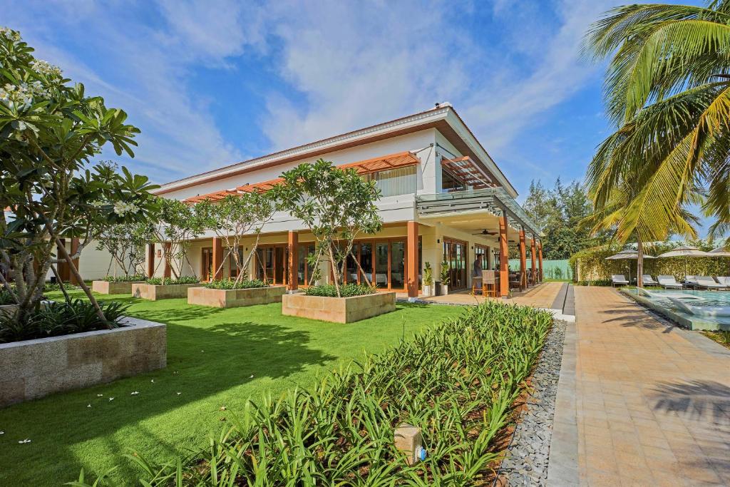 Ocean Luxury Villas Danang