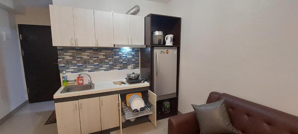 Dracarys 1 Condo complete accomodation Balcony Seaview unli high speed wifi photo 3