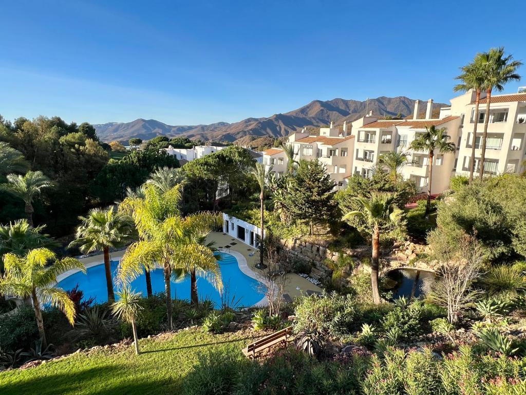 Casa Mila - Andalusian Apartment with Swimming Pool