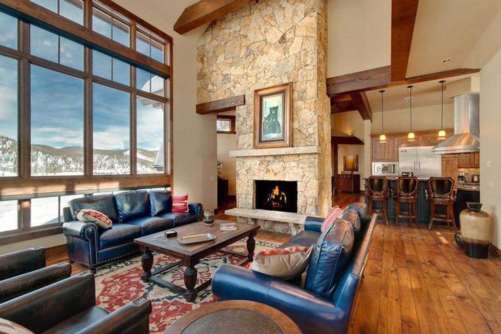 Rocky Fells House image
