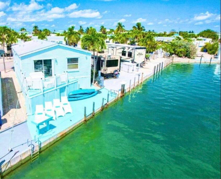 NAUTILUS...ocean front cottage retreat ~ image