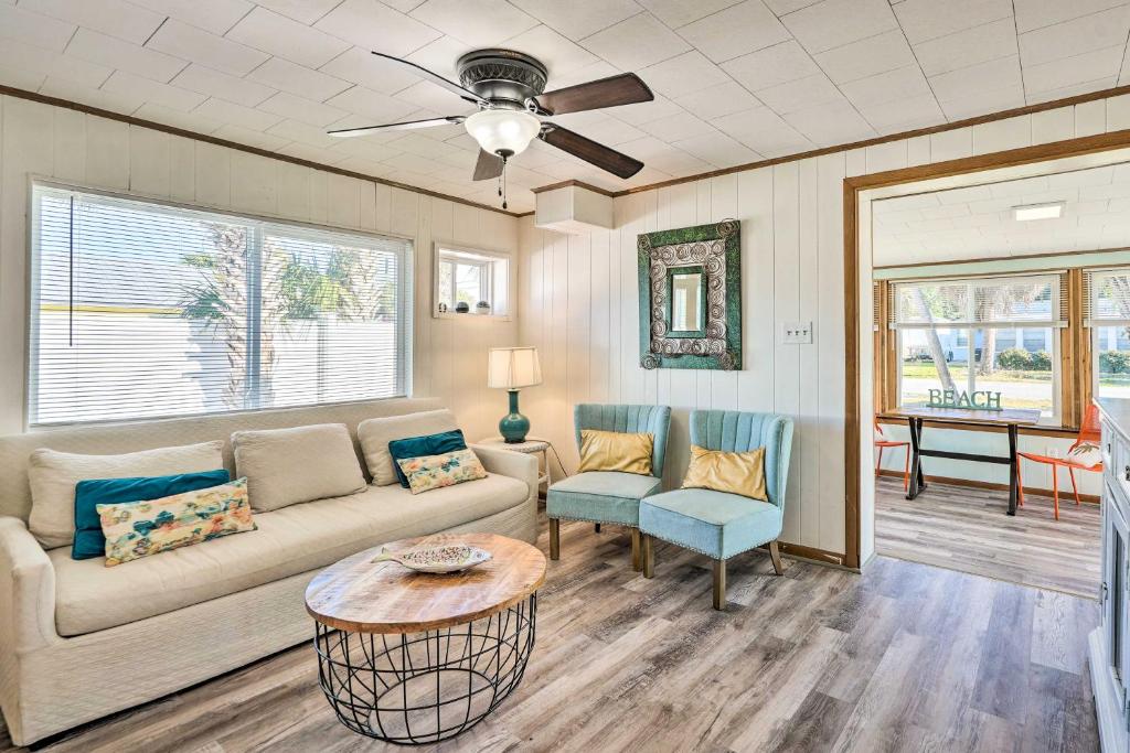Pet-Friendly PCB Home in Bid-A-Wee Beach with Pool! photo 3