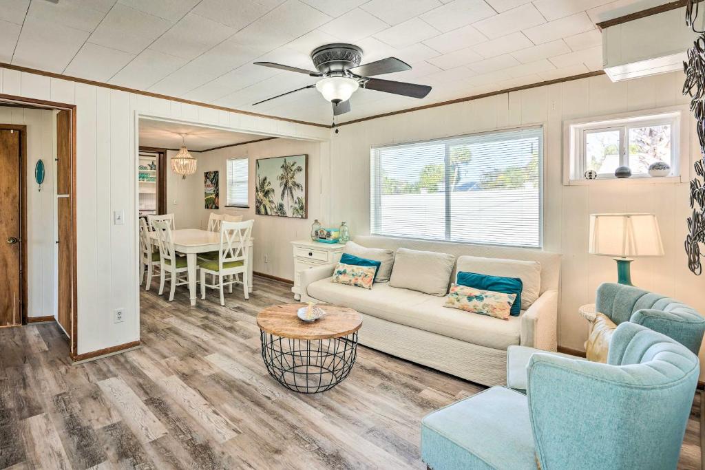 Pet-Friendly PCB Home in Bid-A-Wee Beach with Pool! photo 4