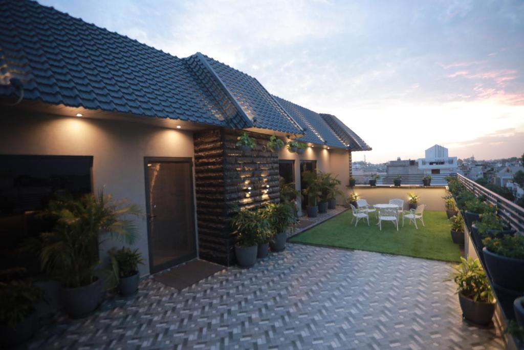 OVEL HOTEL (LUXURY) photo 4